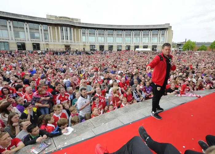 Framed Print : Bristol City Football Club: Steve Cotterill Addresses Thousands at Sold-Out Celebration Tour (04 / 05 / 2015) Framed Print : Bristol City Football Club: Steve Cotterill Addresses Thousands at Sold-Out Celebration Tour (04 / 05 / 2015)