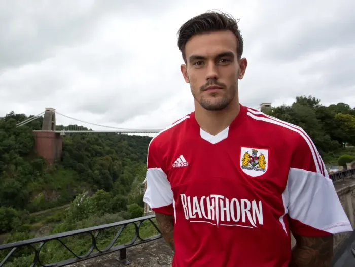 Framed Print : Bristol City Football Club: Marlon Pack at Avon Gorge Hotel with Clifton Suspension Bridge Backdrop (July 2013)