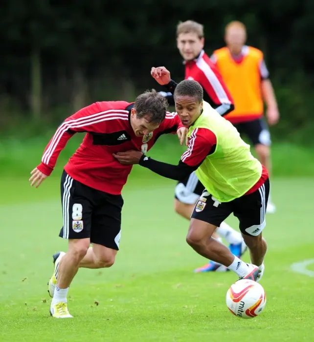 Framed Print : Bristol City Football Club: Bobby Reid vs. Neil Kilkenny - Intense Training Showdown Framed Print : Bristol City Football Club: Bobby Reid vs. Neil Kilkenny - Intense Training Showdown