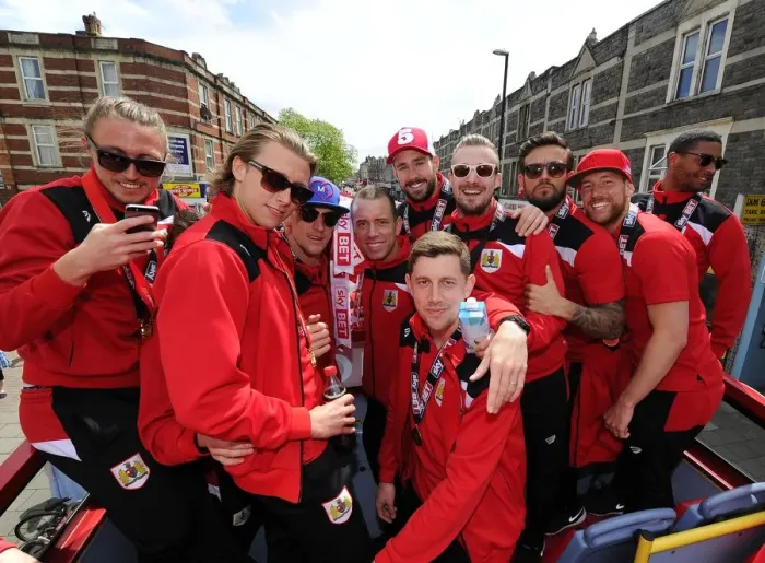 Framed Print : Bristol City Football Club Champions: Celebrating Promotion on Open Top Bus Tour (Joe Meredith / JMP - 04 / 05 / 2015)
