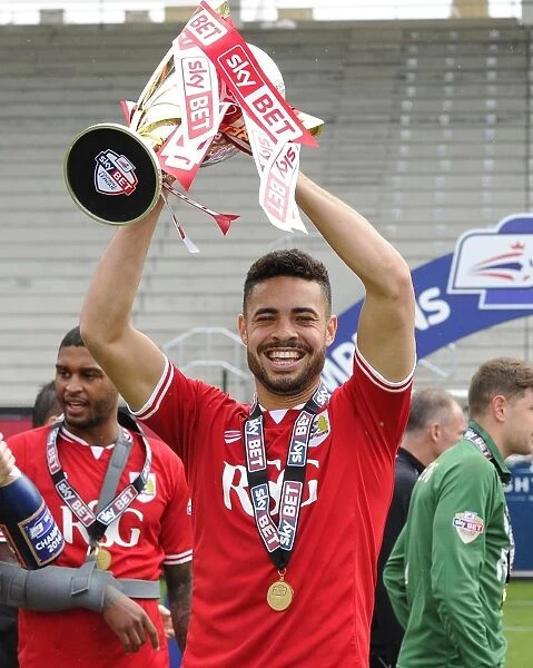 Bristol City Football Club: Derrick Williams Celebrates Sky Bet League One Championship Triumph