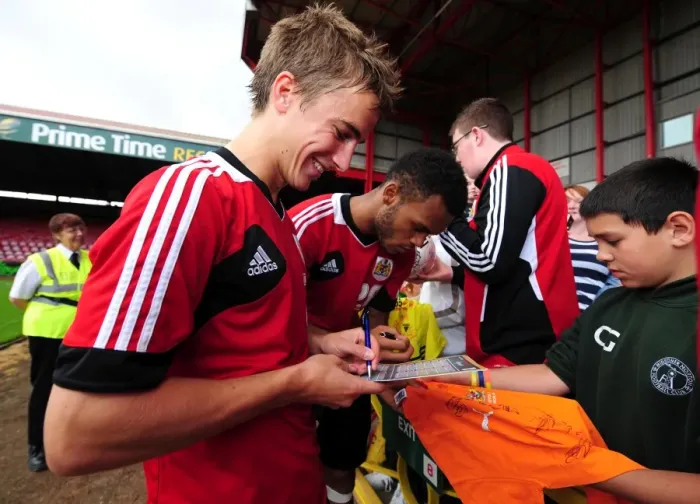 Framed Print : Bristol City Football Club: Joe Bryan Signing Autographs at Pre-Season Open Day Framed Print : Bristol City Football Club: Joe Bryan Signing Autographs at Pre-Season Open Day
