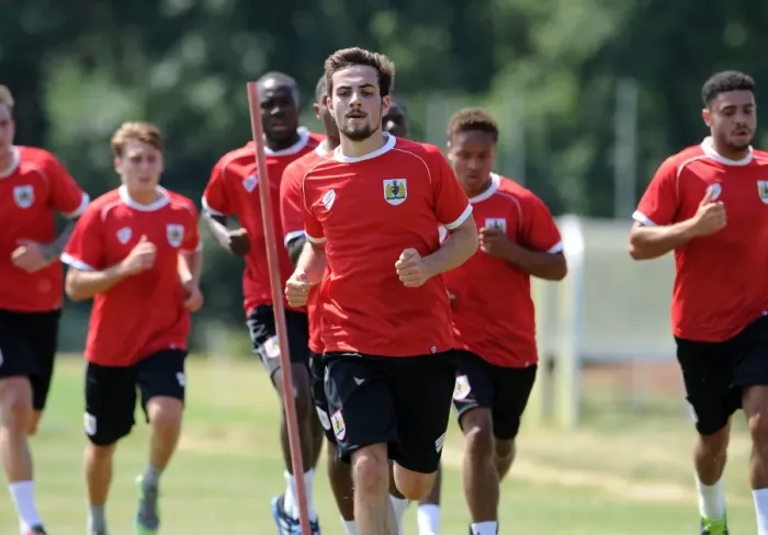 Framed Print : Bristol City Football Club: July 2014 Training Sessions Framed Print : Bristol City Football Club: July 2014 Training Sessions