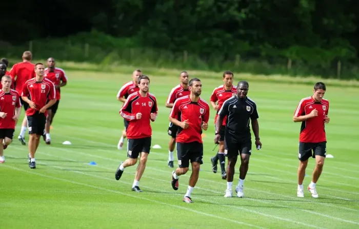 Framed Print : Bristol City Football Club: Kicking Off Pre-Season Training