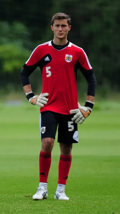 Framed Print : Bristol City Football Club: Kleton Perndreu in Training, September 2012