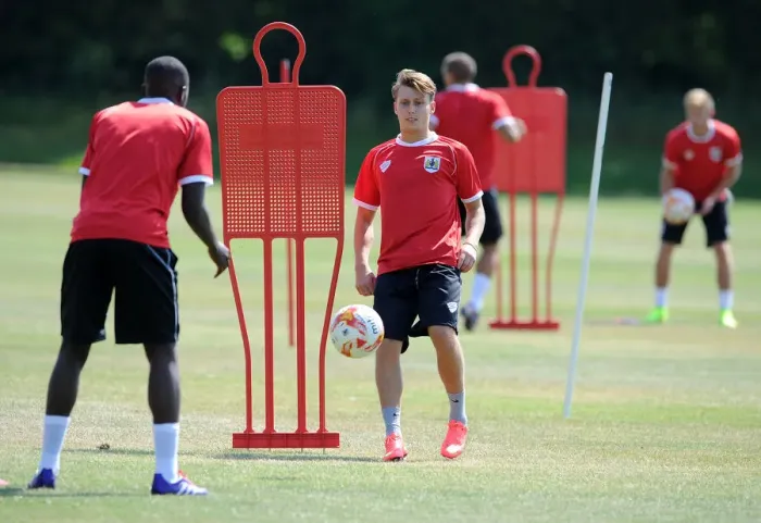 Framed Print : Bristol City Football Club: Luke Freeman in Training (July 2, 2014) Framed Print : Bristol City Football Club: Luke Freeman in Training (July 2, 2014)
