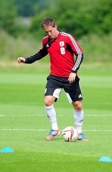 Bristol City Football Club: Neil Kilkenny Leads Pre-Season Training, June 2013