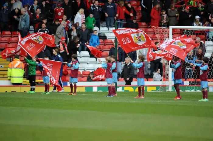 Framed Print : Bristol City Football Club: Reading vs Yeovil Town, Flag Bearers at Madejski Stadium, Sky Bet Championship (01 / 03 / 2014) Framed Print : Bristol City Football Club: Reading vs Yeovil Town, Flag Bearers at Madejski Stadium, Sky Bet Championship (01 / 03 / 2014)
