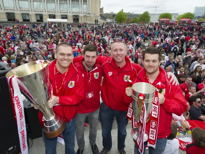 Framed Print : Bristol City Football Club: Unforgettable Moments from the 2015 Celebration Tour Framed Print : Bristol City Football Club: Unforgettable Moments from the 2015 Celebration Tour