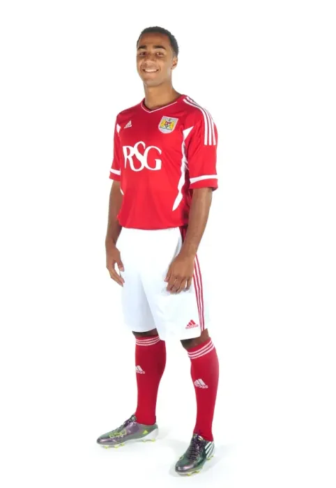 Framed Print : Bristol City Football Club: Unveiling the New Kits for Season 11-12