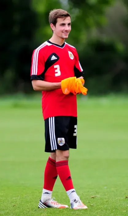 Framed Print : Bristol City Football Club: Young Star Lewis Hall in Training