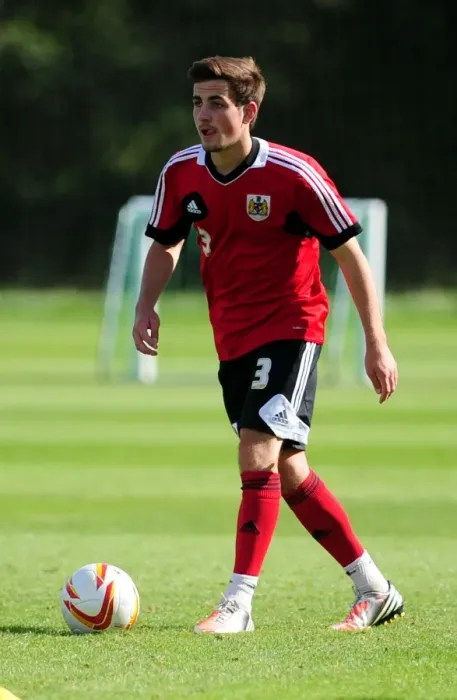 Framed Print : Bristol City Football Club: Young Talent Lewis Hall in Training Framed Print : Bristol City Football Club: Young Talent Lewis Hall in Training