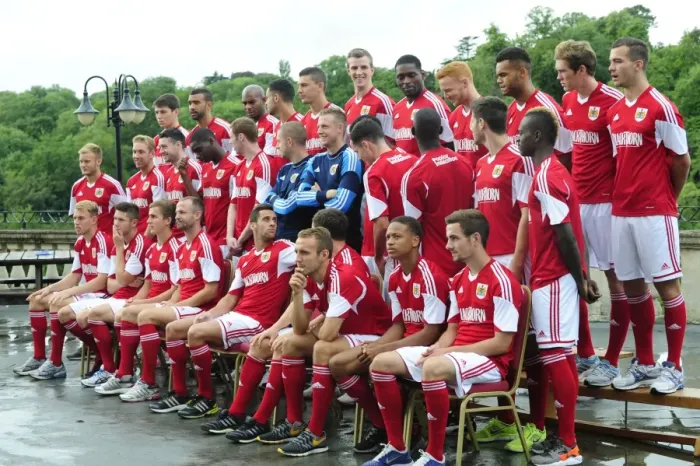 Framed Print : Bristol City Football Squad Gathers for Team Photo at Avon Gorge Hotel