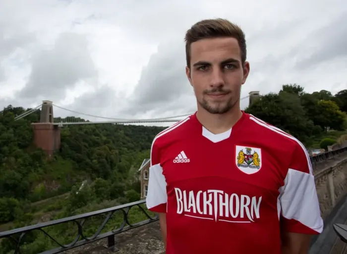 Framed Print : Bristol City Football Team Portraits at Avon Gorge Hotel: Lewis Hall's Head Shots - Footballer in Action Framed Print : Bristol City Football Team Portraits at Avon Gorge Hotel: Lewis Hall's Head Shots - Footballer in Action