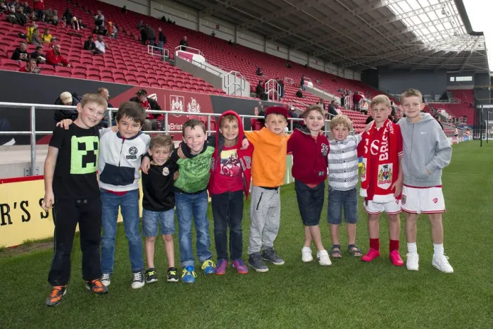 Framed Print : Bristol City Football Team vs MK Dons - Sky Bet Championship Group Photo (October 2015)