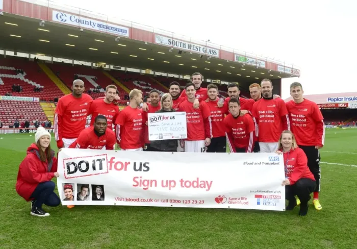 Framed Print : Bristol City Footballers Promote Blood Donation at Ashton Gate During Rotherham United Match Framed Print : Bristol City Footballers Promote Blood Donation at Ashton Gate During Rotherham United Match