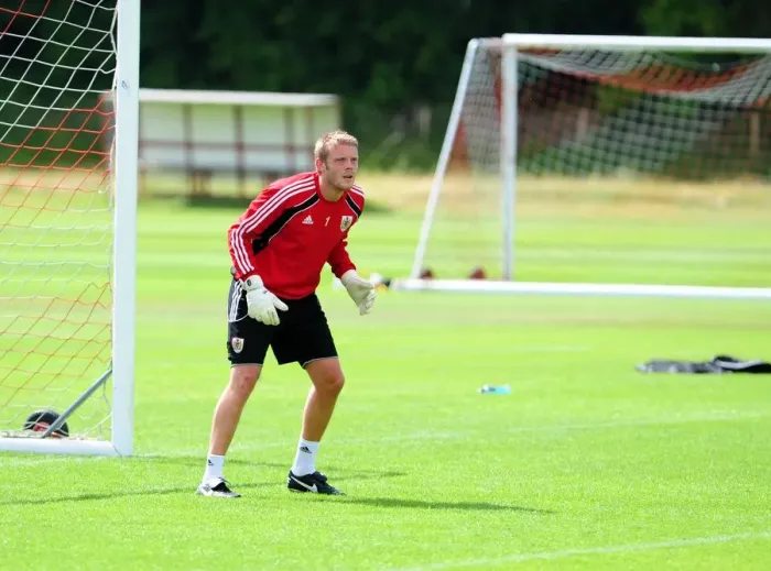 Framed Print : Bristol City Goalkeeper, Dean Gerken