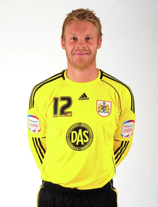 Framed Print : Bristol City Goalkeeper, Dean Gerken