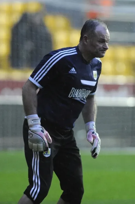 Framed Print : Bristol City Goalkeeping Coach David Coles at Molineux Stadium during Wolverhampton Wanderers vs. Bristol City (2014) Framed Print : Bristol City Goalkeeping Coach David Coles at Molineux Stadium during Wolverhampton Wanderers vs. Bristol City (2014)