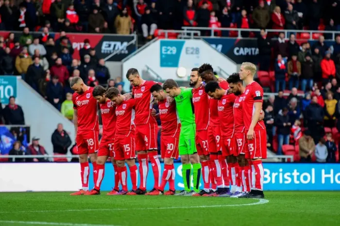 Framed Print : Bristol City Honors Minutes Silence During Championship Match Against Ipswich Town (December 2016) Framed Print : Bristol City Honors Minutes Silence During Championship Match Against Ipswich Town (December 2016)