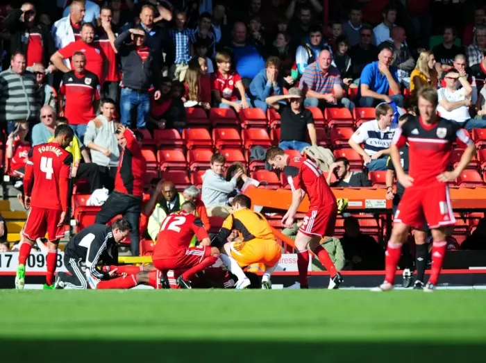 Framed Print : Bristol City: Horror Injury to Debutant George Elokobi vs Leeds United (September 2012) Framed Print : Bristol City: Horror Injury to Debutant George Elokobi vs Leeds United (September 2012)