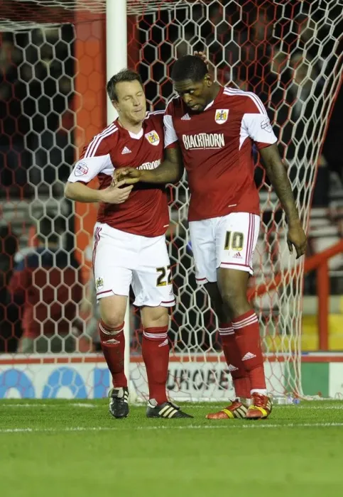 Framed Print : Bristol City: Jay Emmanuel-Thomas Scores and Celebrates with Nicky Shorey (2013) Framed Print : Bristol City: Jay Emmanuel-Thomas Scores and Celebrates with Nicky Shorey (2013)