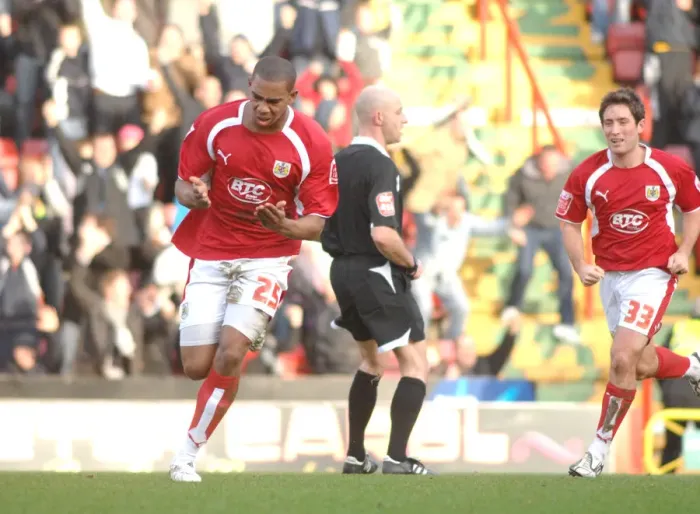 Framed Print : Bristol City: Johnson and Elliott's Triumphant Celebration vs. Blackpool