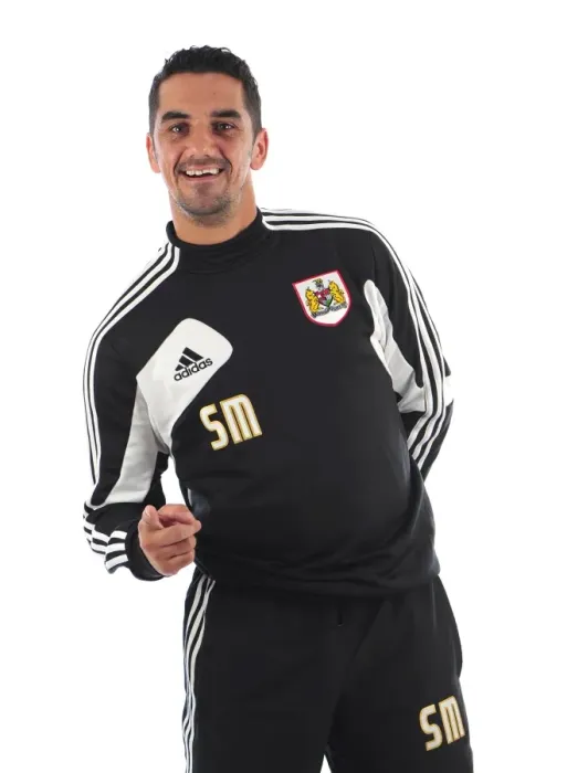 Framed Print : Bristol City: Kit Manager Scott Murray - Pre-Season Head Shot at Ashton Gate Stadium