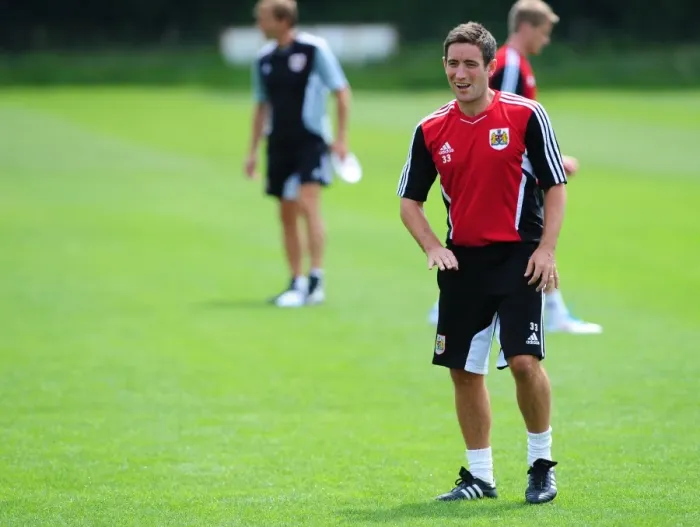 Framed Print : Bristol City: Lee Johnson Kicks Off Pre-Season Training with Squad