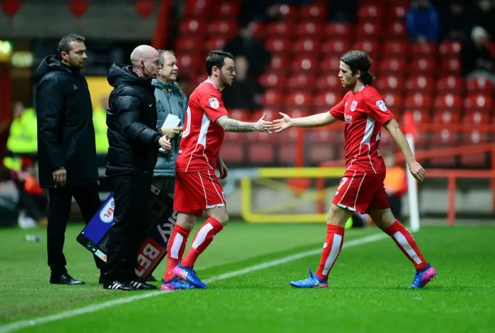 Framed Print : Bristol City: Lee Tomlin Replaces Adam Matthews Against Fulham - Sky Bet Championship, 2017