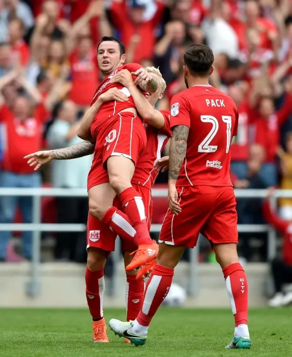 Framed Print : Bristol City: Lee Tomlin's Dramatic Goal Celebration with Hordur Magnusson vs Aston Villa (2016) Framed Print : Bristol City: Lee Tomlin's Dramatic Goal Celebration with Hordur Magnusson vs Aston Villa (2016)