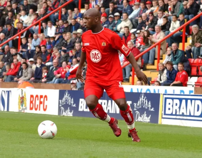 Framed Print : Bristol City: Leroy Lita in Action (04-05) Framed Print : Bristol City: Leroy Lita in Action (04-05)
