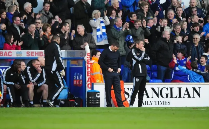 Framed Print : Bristol City Manager Derek McInnes and His Team Dejected After Conceding Three Goals Against Ipswich Town