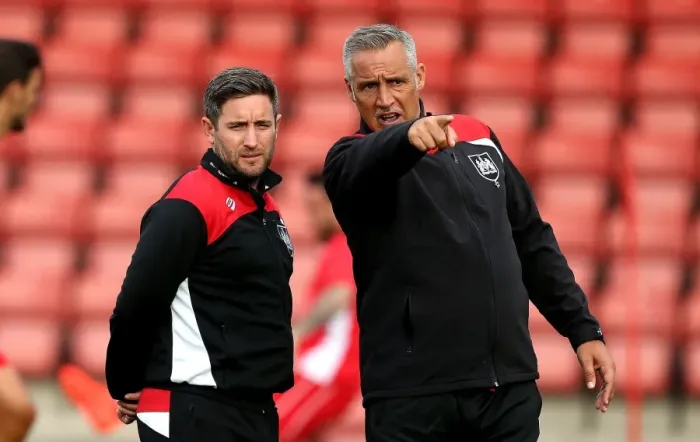 Framed Print : Bristol City Manager Lee Johnson and Assistant Manager John Pemberton Discuss Tactics Ahead of Cheltenham Town Match