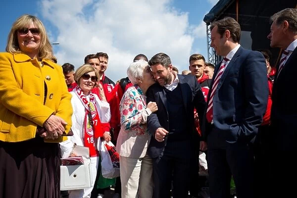 Bristol City Manager Lee Johnson Celebrates End of Season Awards with Fans