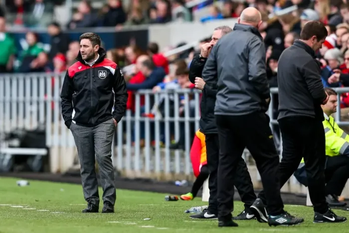 Framed Print : Bristol City Manager Lee Johnson's Intense Focus: Championship Clash vs. Burton Albion Framed Print : Bristol City Manager Lee Johnson's Intense Focus: Championship Clash vs. Burton Albion