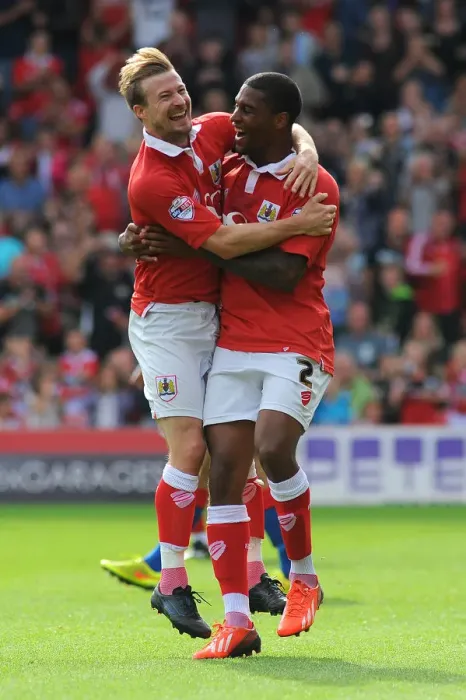 Framed Print : Bristol City: Mark Little and Wade Elliott's Jubilant Moment after Scoring against Doncaster Rovers Framed Print : Bristol City: Mark Little and Wade Elliott's Jubilant Moment after Scoring against Doncaster Rovers