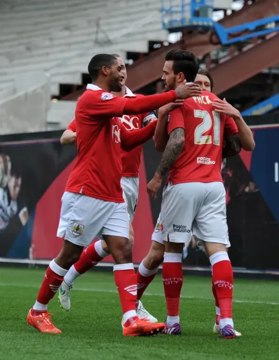 Framed Print : Bristol City: Marlon Pack Scores the Goal that Secured Promotion against Barnsley, Sky Bet League One, 2015 Framed Print : Bristol City: Marlon Pack Scores the Goal that Secured Promotion against Barnsley, Sky Bet League One, 2015