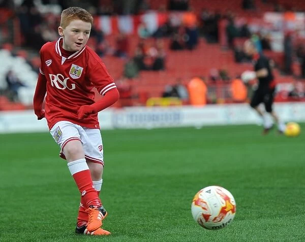 Bristol City Mascots Gear Up for Sky Bet Championship Match against Middlesbrough
