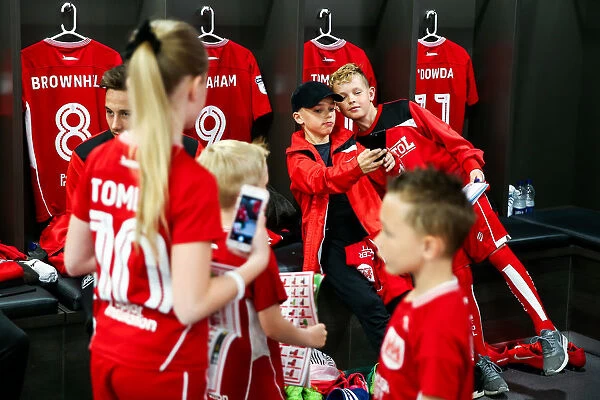 Bristol City Mascots Pay Pre-Match Visit to Dressing Room
