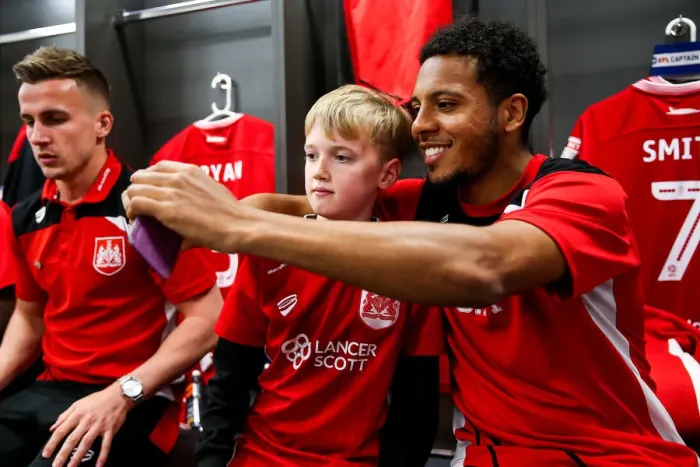 Framed Print : Bristol City Mascots Visit Dressing Room Before Match Framed Print : Bristol City Mascots Visit Dressing Room Before Match