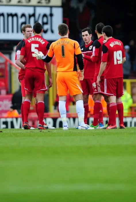 Framed Print : Bristol City Players Huddle During Npower Championship Match Against Nottingham Forest, 2013 Framed Print : Bristol City Players Huddle During Npower Championship Match Against Nottingham Forest, 2013