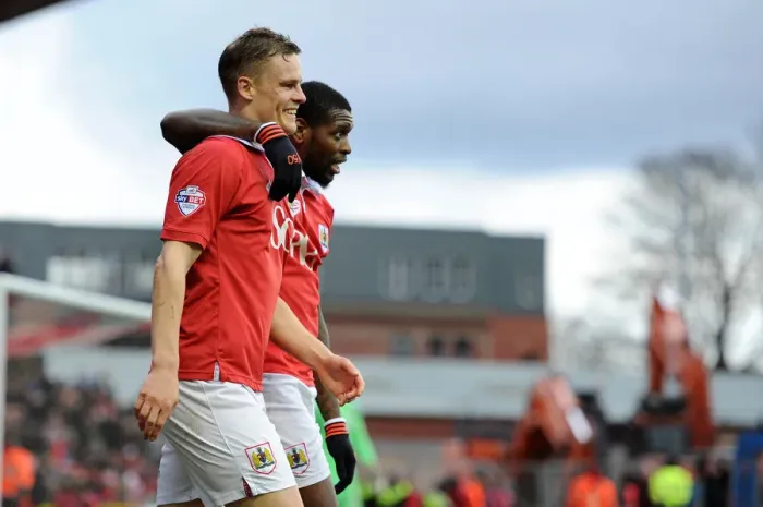 Framed Print : Bristol City: Smith and Emmanuel-Thomas Celebrate Goal Against Sheffield United, February 14, 2015