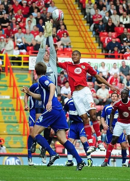 Bristol City Soaring High: A Championship Battle Against Ipswich Town (16-04-2011)