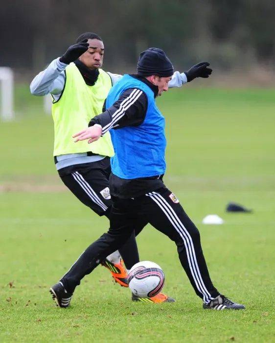 Framed Print : Bristol City: A Training Mishap - Marlon Jackson Scores Past Derek McInnes