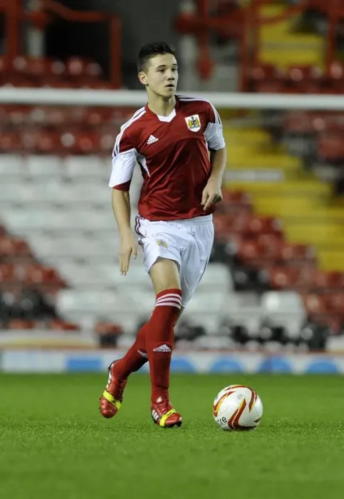 Framed Print : Bristol City U18s vs Newport County U18s in Youth Cup Action at Ashton Gate Framed Print : Bristol City U18s vs Newport County U18s in Youth Cup Action at Ashton Gate