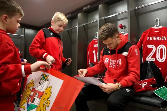 Framed Print : Bristol City: Unity in the Dressing Room - Mascots and Players Before the Norwich City Match, 2017 Framed Print : Bristol City: Unity in the Dressing Room - Mascots and Players Before the Norwich City Match, 2017