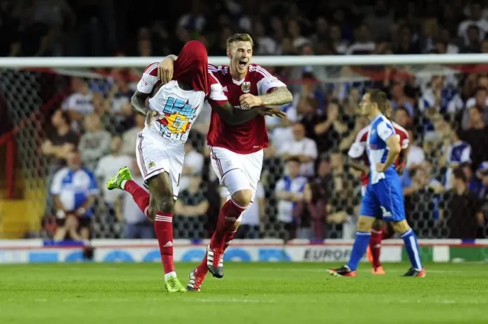 Framed Print : Bristol City V Bristol Rovers 040913 Framed Print : Bristol City V Bristol Rovers 040913