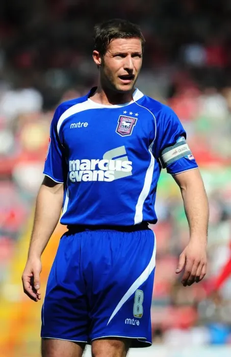 Framed Print : Bristol City v Ipswich Town 160411