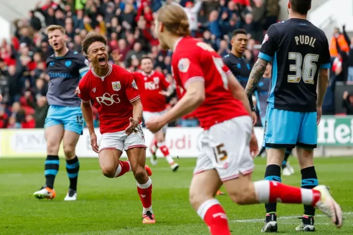 Framed Print : Bristol City v Sheffield Wednesday 090416